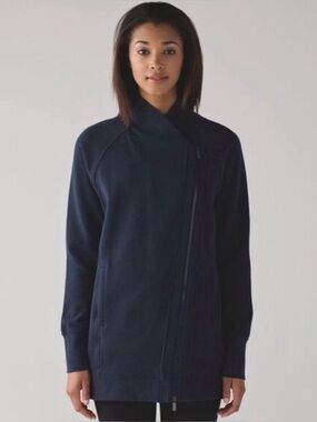 Lululemon Back To It Wrap jacket